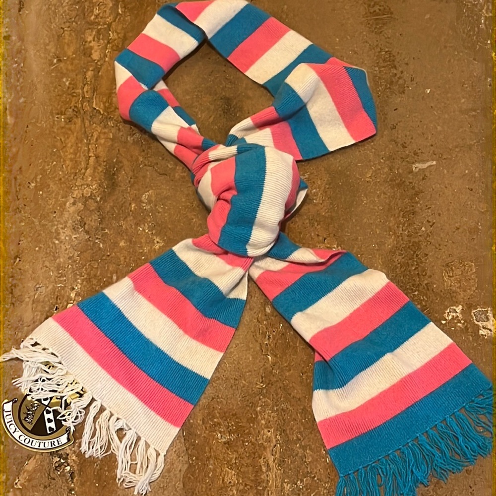 Juice Couture Scarf woman’s one size striped New With Tags
